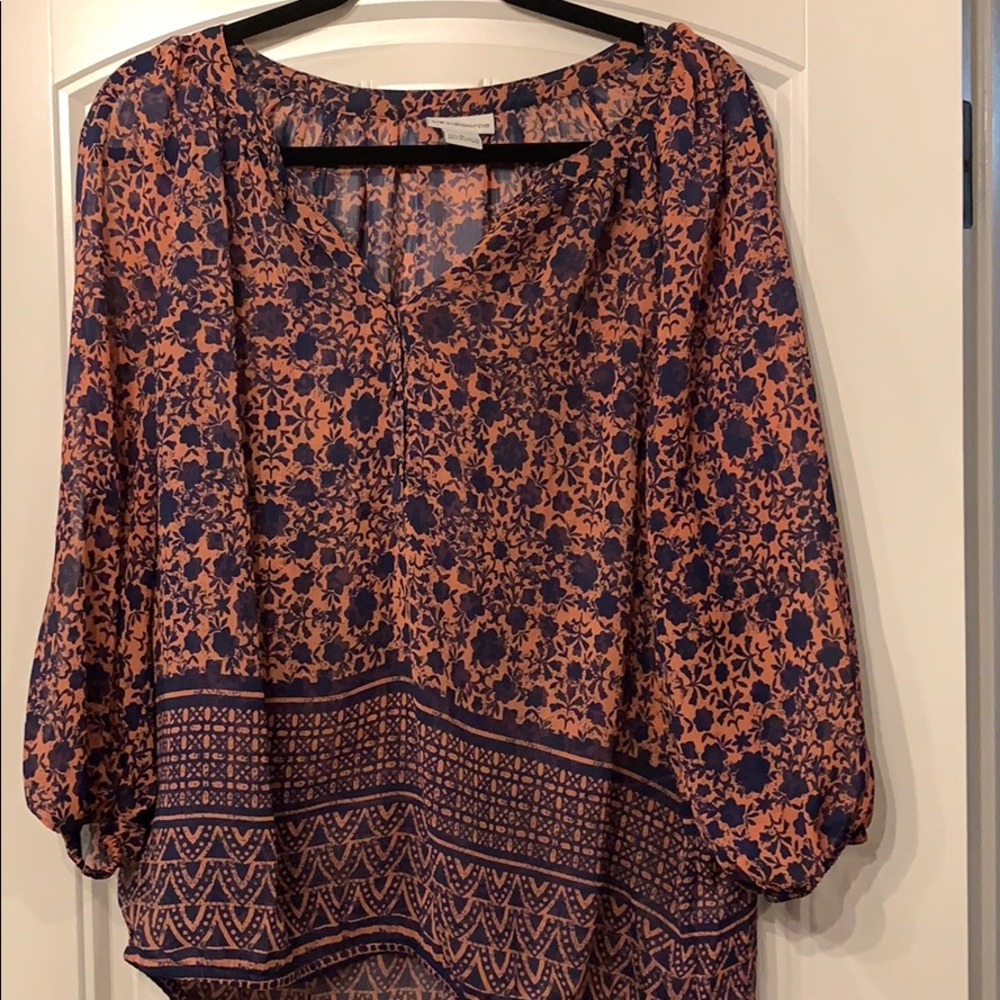 Button detail top